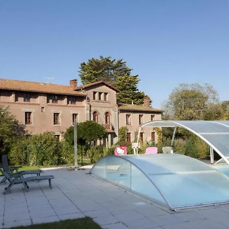 Hébergement de vacances Maison De Caractere Avec Piscine Commune, Proche Du Puy Du Fou Et De Nantes - Fr-1-426-107 Cugand